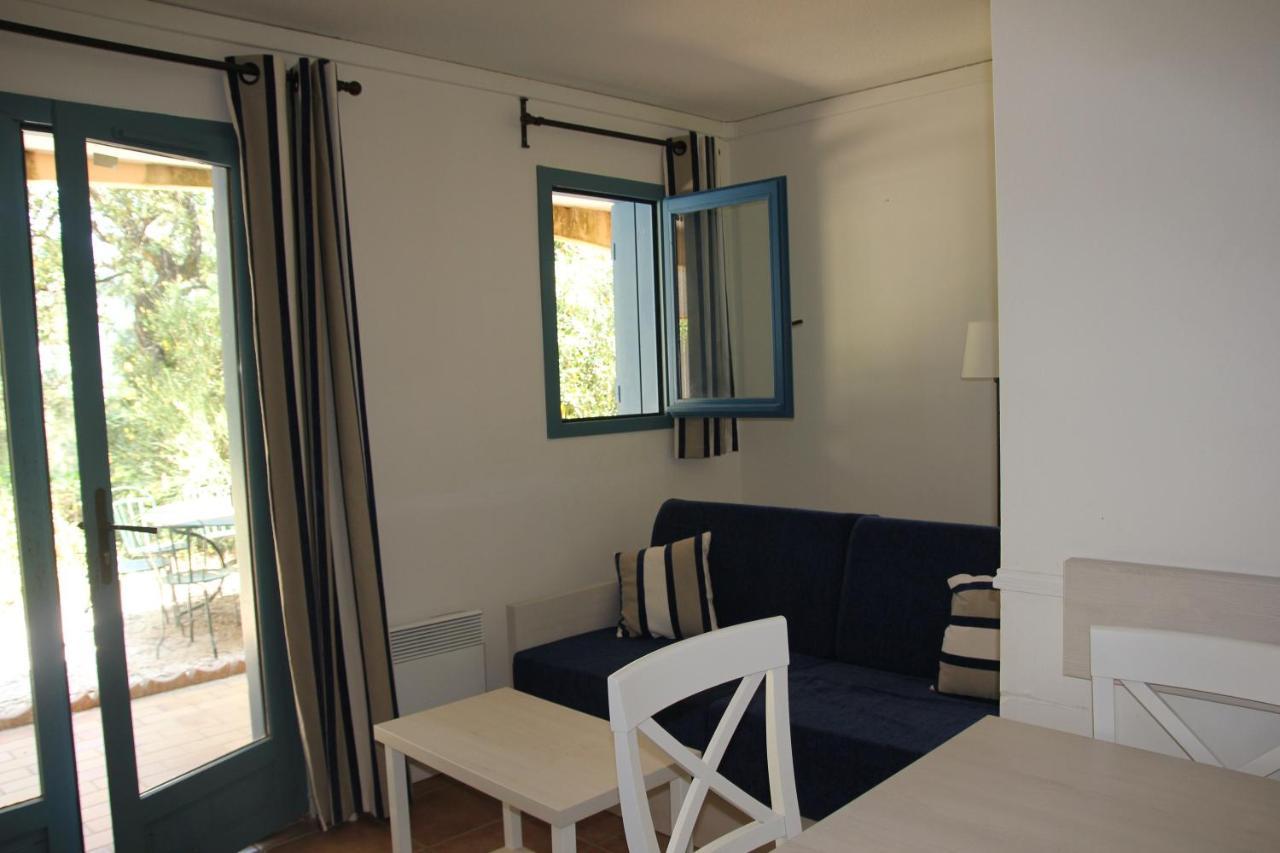 Residence Goelia Le Domaine De La Pinede Le Lavandou Kültér fotó
